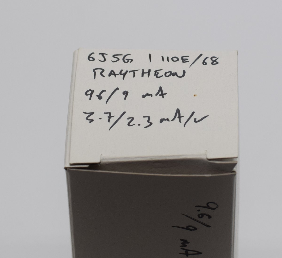 6J5G / 110E/68 Raytheon Valve / Tube AVO Tested