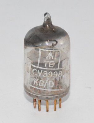 CV3998 / E180F Mullard Mitcham UK Gold Pins Valve / Tube