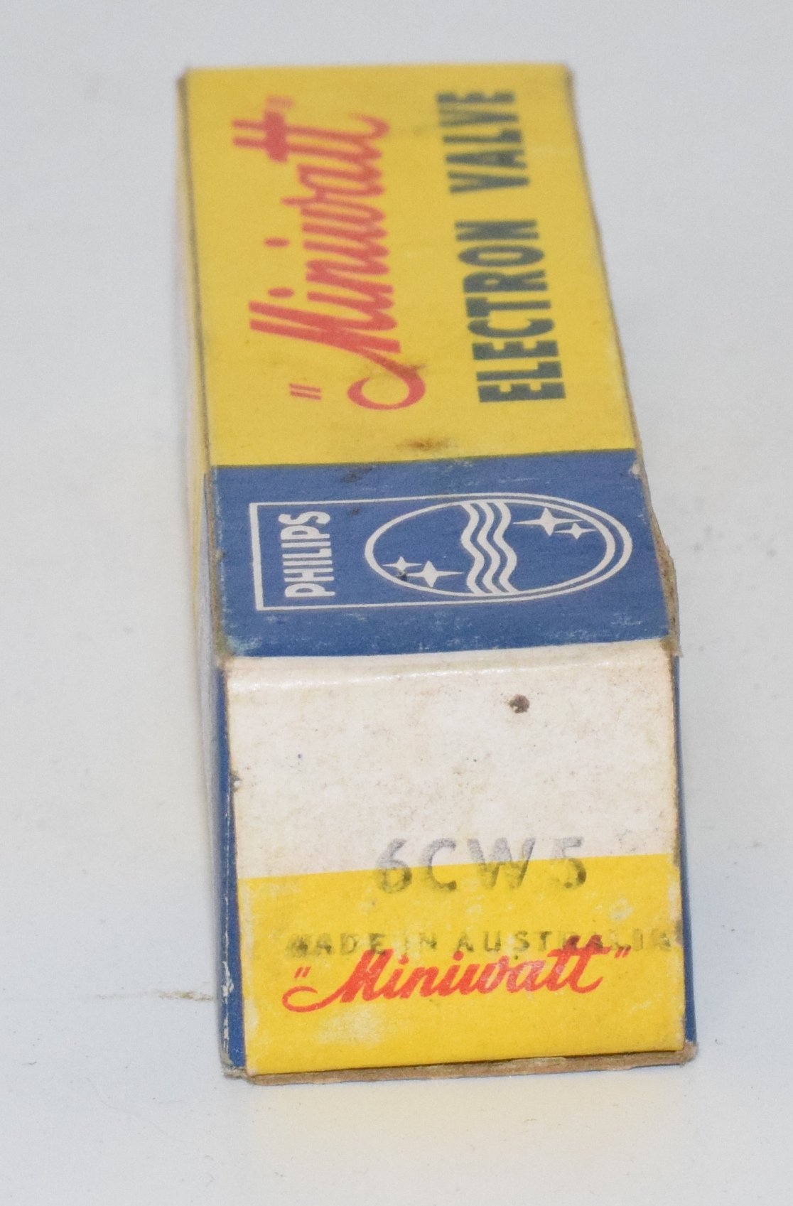 6CW5 Philps Miniwatt Australia NOS Valve / Tube