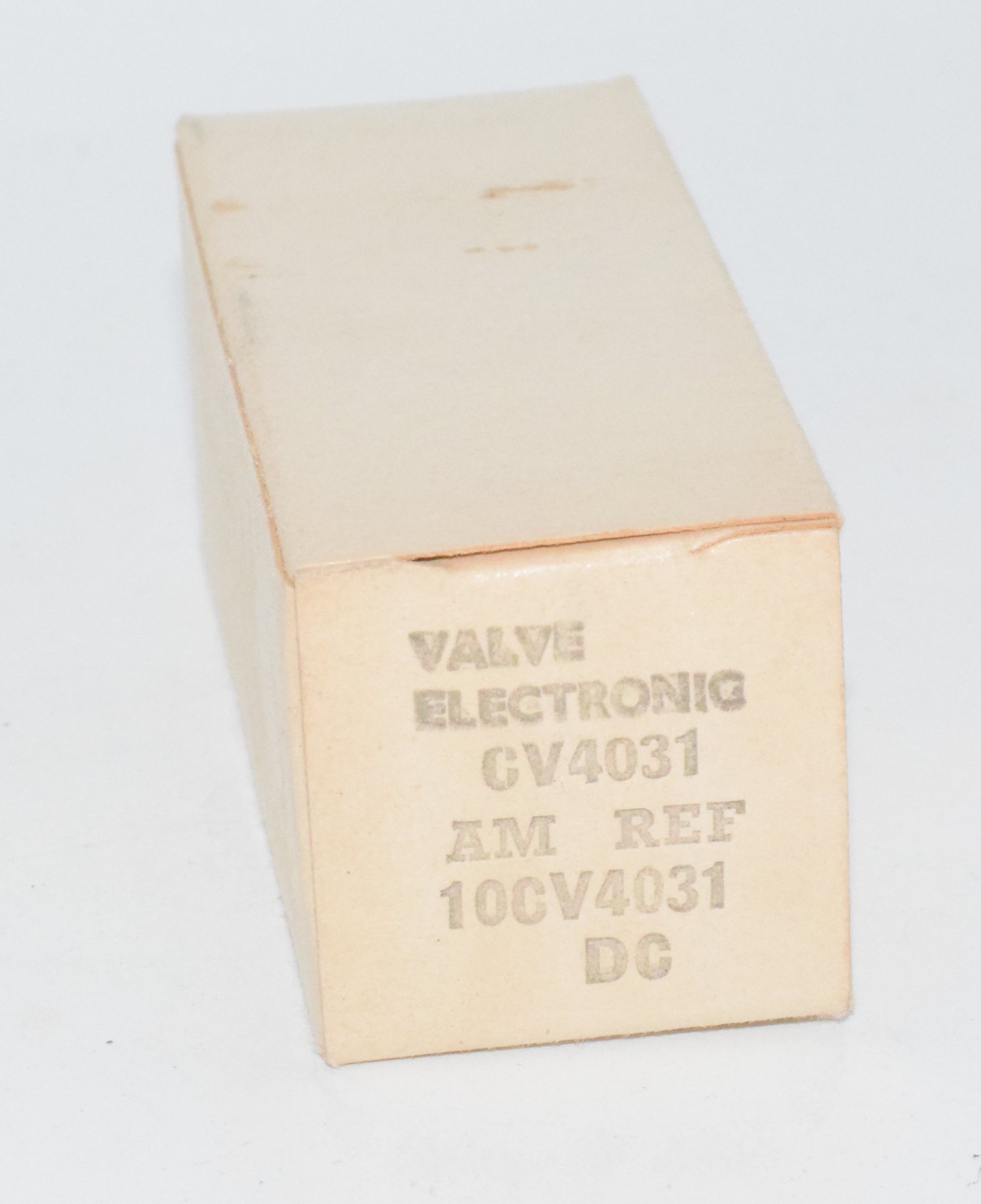 CV4031 / 6J6 Mullard UK NOS Valve / Tube