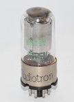 6SJ7GT Radiotron France Valve / Tube thumbnail 1