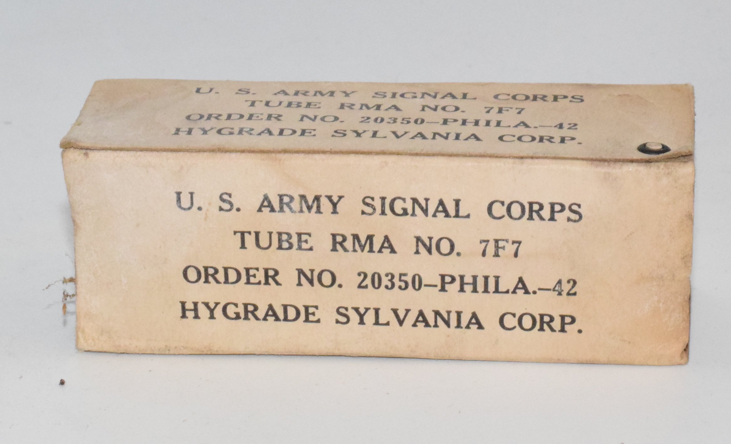 7F7 Sylvania USA NOS (6SL7GT equivalent) Valve / Tube