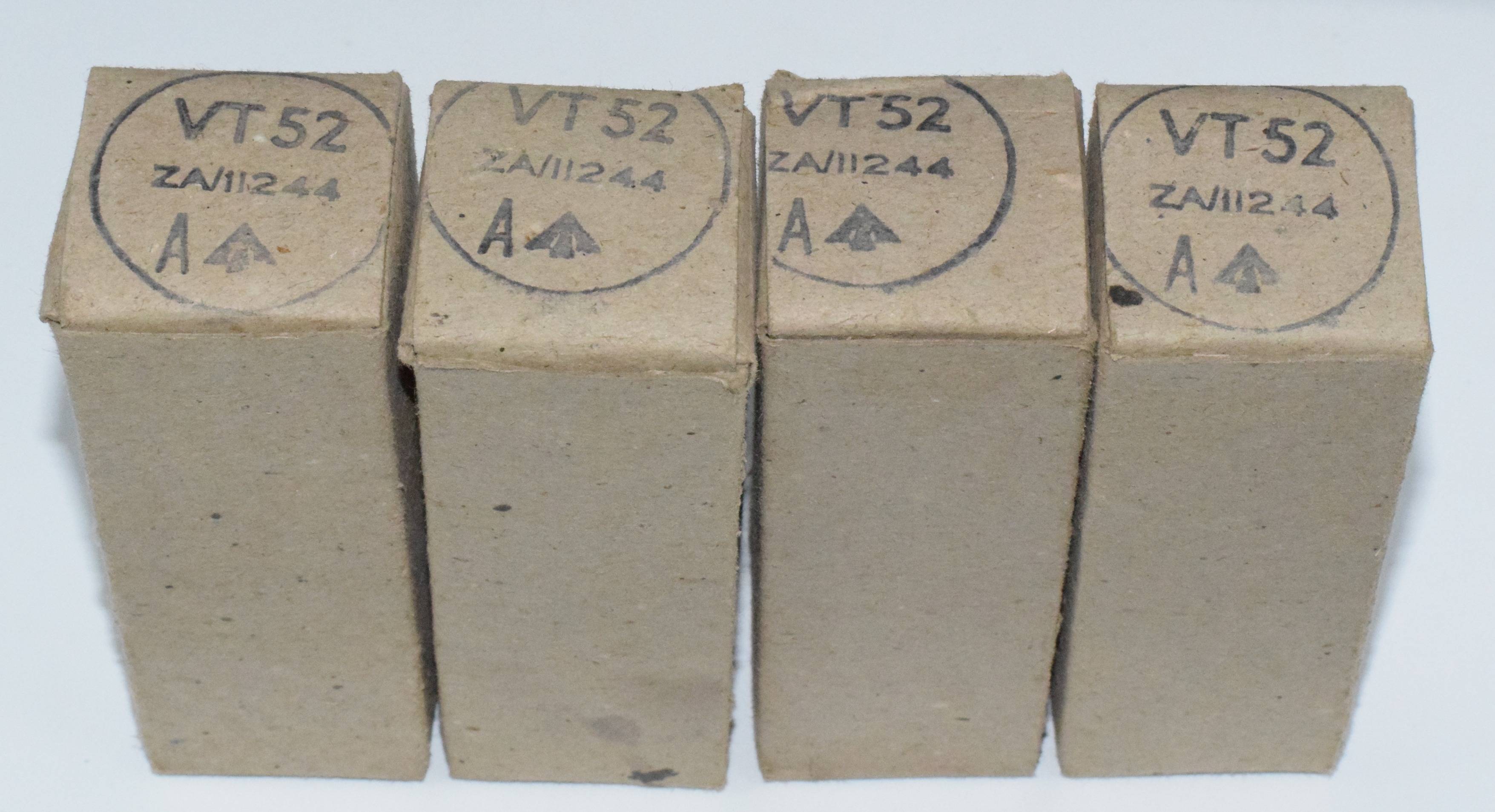 EL32 / VT52 / CV1052 Mullard Blackburn UK NOS 5% Matched Quad