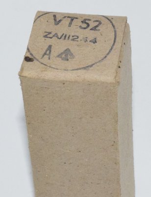 EL32 / VT52 / CV1052 Mullard Blackburn UK NOS