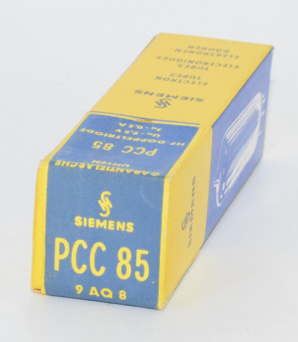 PCC85 / 9AQ8 Siemens Germany NOS Valve / Tube