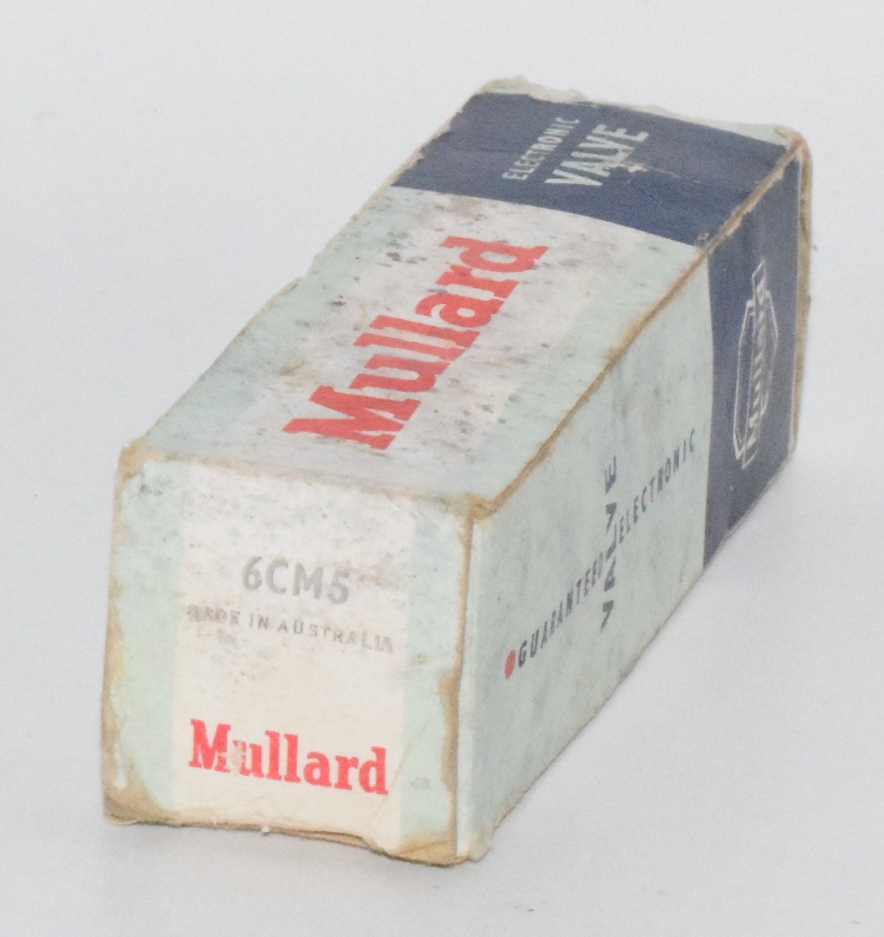 6CM5 / EL36 Mullard Australia Valve / Tube