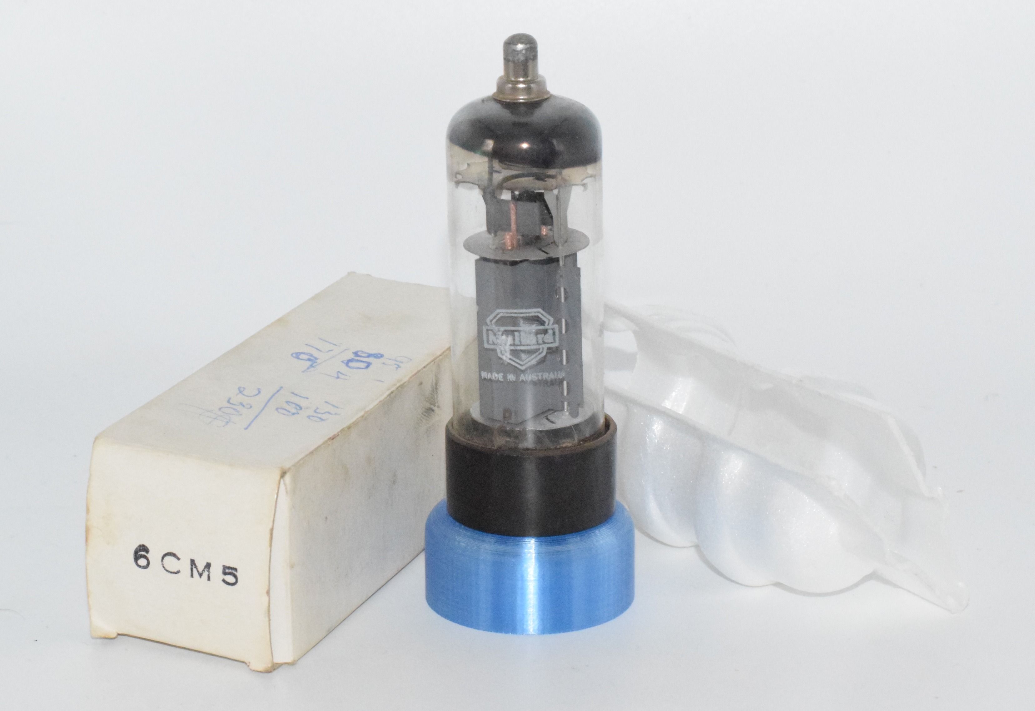 6CM5 / EL36 Mullard Australia Valve / Tube